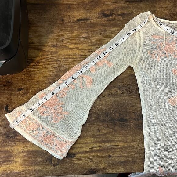 Free People Cream & Pink Mesh Embroidered Bell Sleeve Cotton Blend Tunic Top - Picture 11 of 11